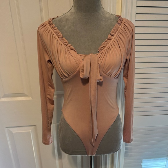 Fashion Nova Pale Pink Long Sleeve Ruffle Bodysuit - Picture 6 of 7